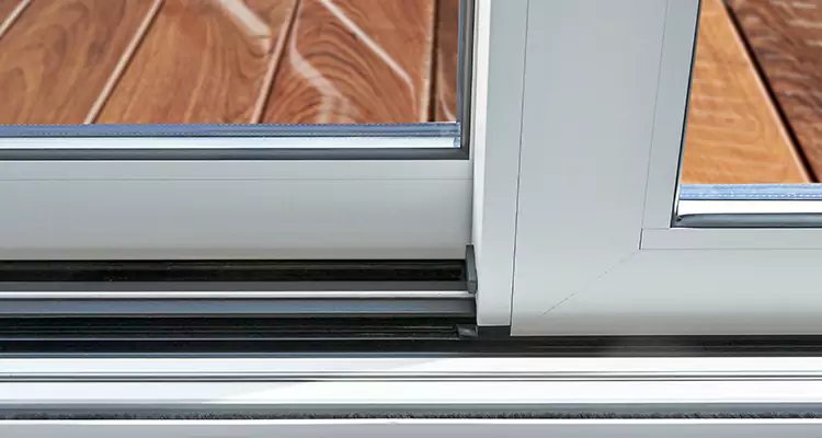 Patio Doors Leaking Water Issue Repair Services in Alameda, CA