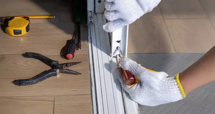 Screen Door Wheel Replacement in Alameda, CA