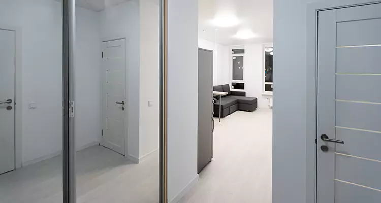 Modern Mirrored Closet Doors Repair in Alameda, CA