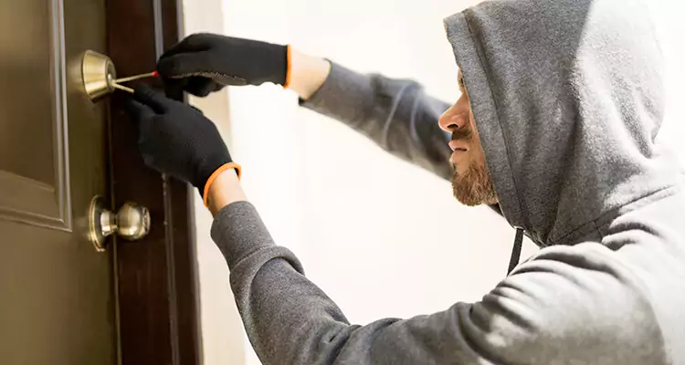 Emergency Motel Lock Repairs—Available 24/7 in Alameda, CA